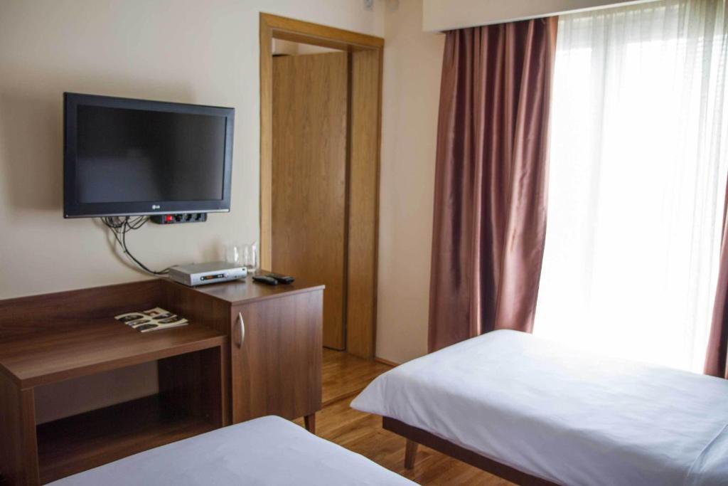 Hotel M Podgorica Rom bilde